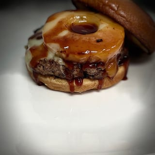 Spicy Aloha Burger 